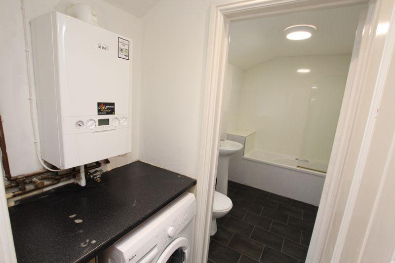 Utility/bathroom