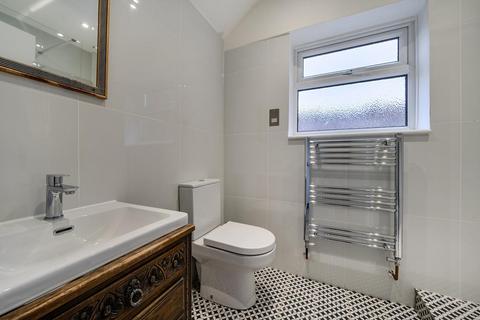 undefined, Sherwood Terrace, Whetstone