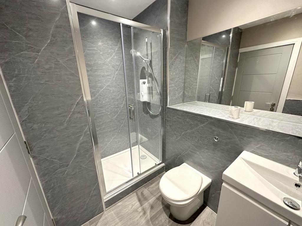 Bathroom 2