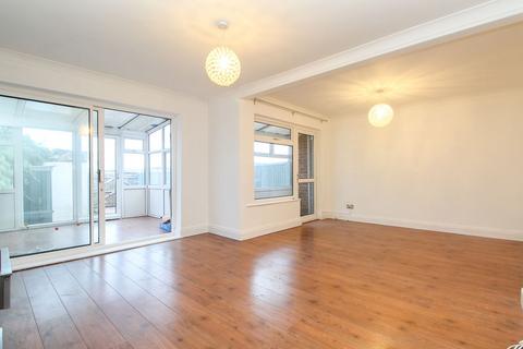 undefined, Willow Way, Bedford MK45