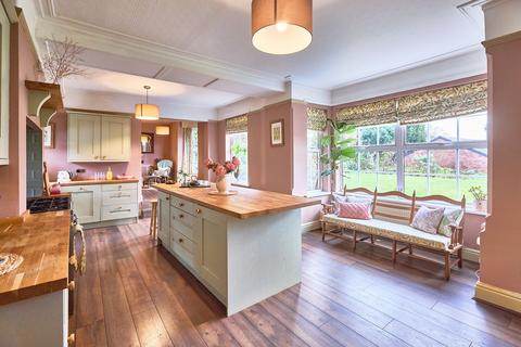 4 bedroom detached house for sale, Water Lane, Pontefract WF8