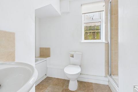 undefined, Jenkins Court, Redruth - Close to town centre, chain free sale