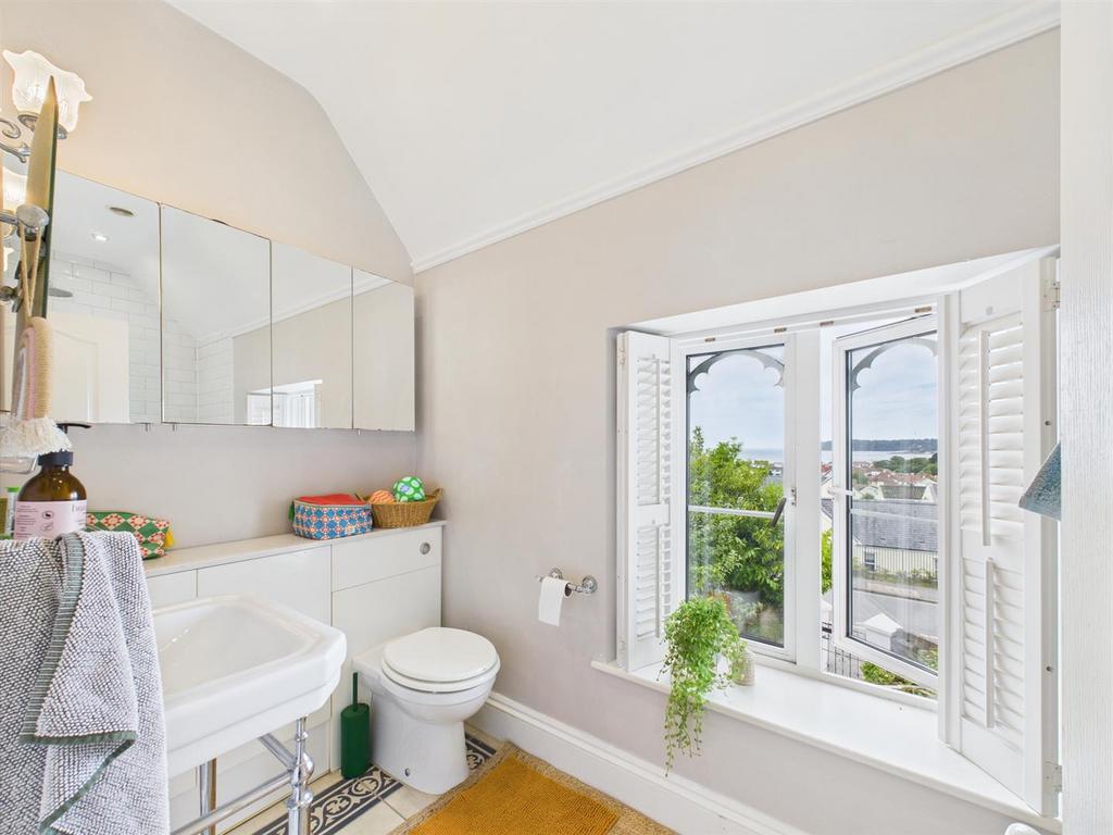 CAM04099 G0-PR0137-STILL009.jpg