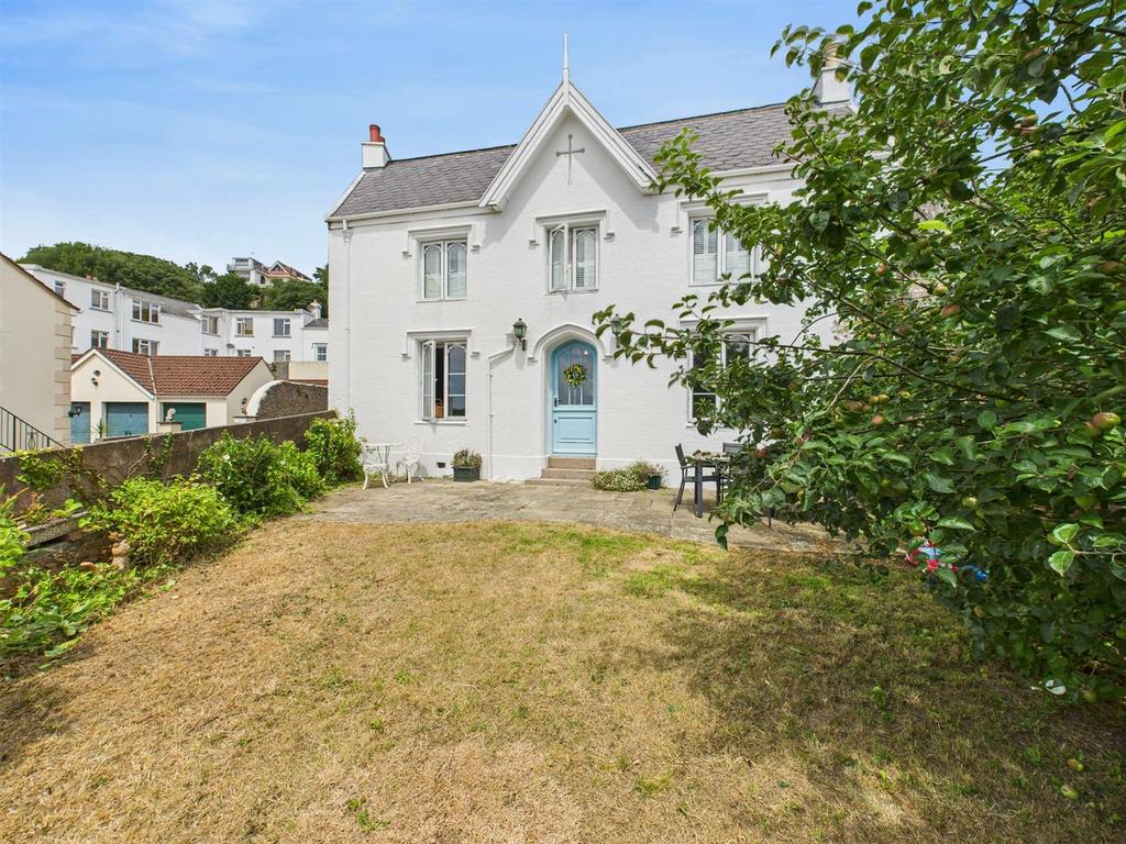 CAM04099 G0-PR0137-STILL019.jpg