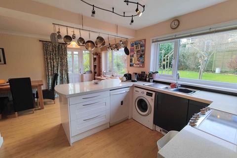 4 bedroom detached house for sale, Larchdale, Huddersfield HD2