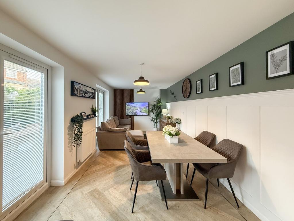 Dining Kitchen/Family Room