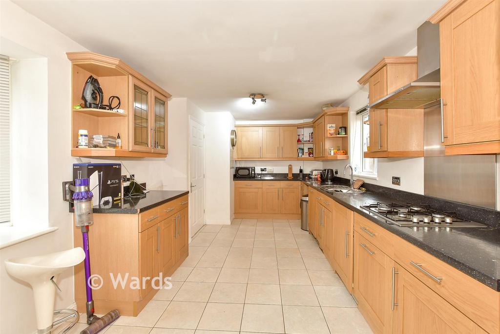 Kitchen/ Breakfast Room