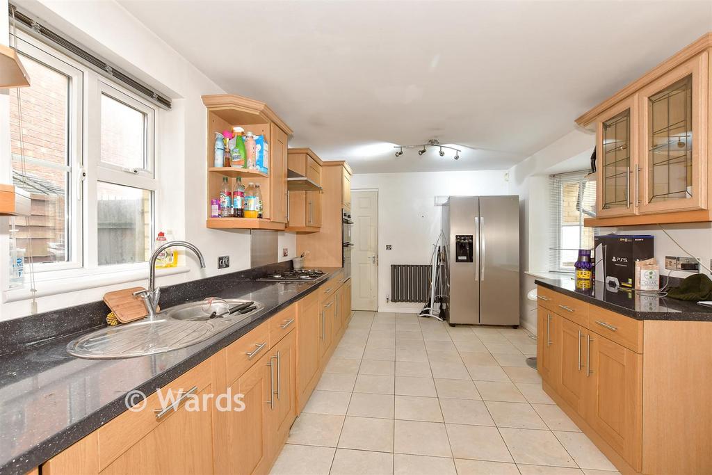 Kitchen/ Breakfast Room