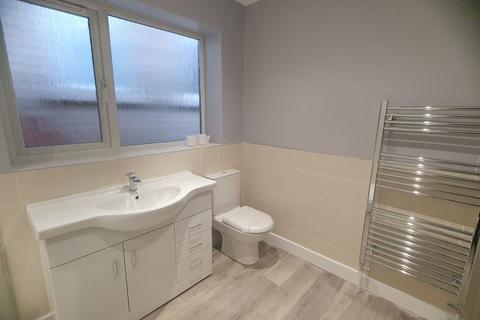 2 bedroom apartment to rent, Flat 3, 55 Barroon, Derby