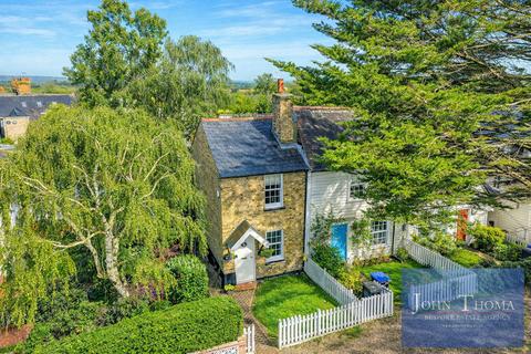 2 bedroom terraced house for sale, Doves Cottages, Chigwell IG7