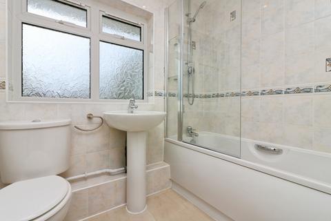 undefined, Thistle Grove, Welwyn Garden City, AL7