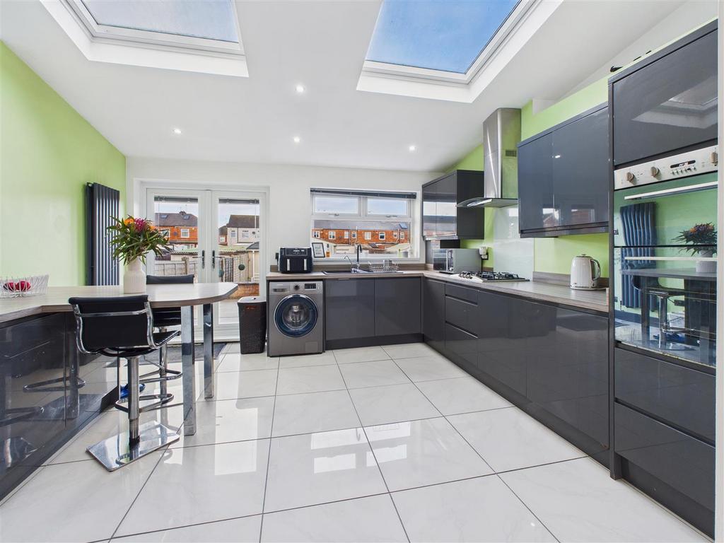 Breakfast Kitchen