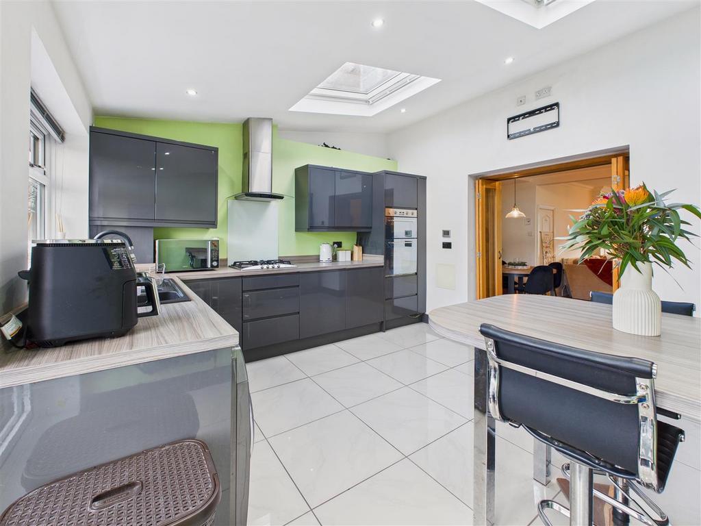Breakfast Kitchen