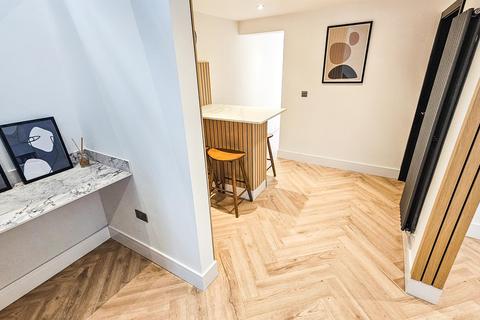 undefined, Double room with ensuite for rent Arkwright Walk, Nottingham, NG2 2HW