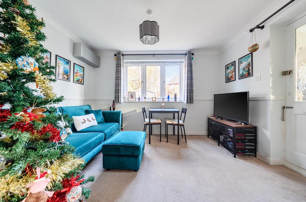 1387273 19 693984...