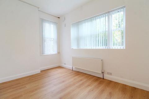 undefined, Private Road, Mapperley, Nottingham, NG3 5FQ