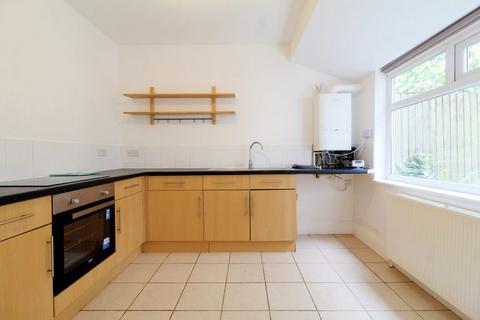 1 bedroom apartment to rent, Private Road, Mapperley, Nottingham, NG3 5FQ