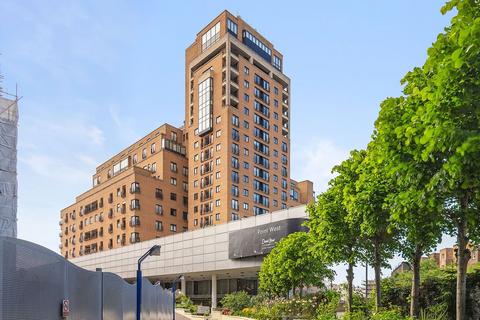 4 bedroom flat to rent, Cromwell Road, London SW7