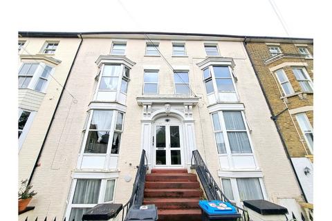 Devonshire Terrace, Broadstairs CT10
