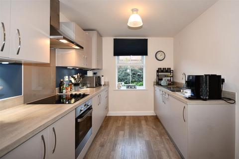 undefined, Stawell Close, Bishops Lydeard, Taunton