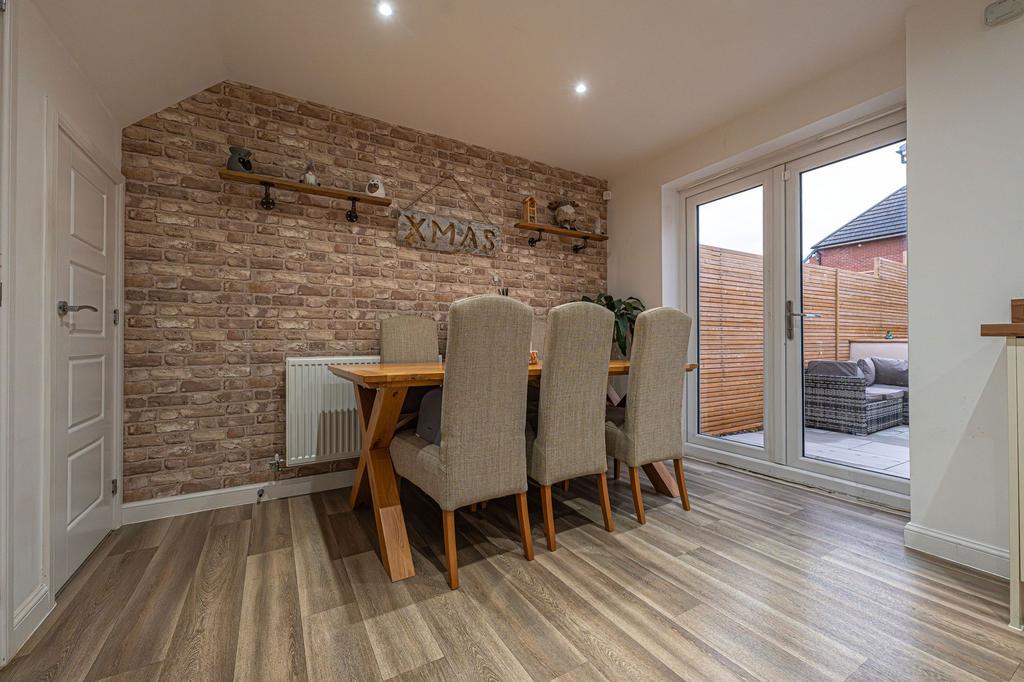 Kitchen / Diner