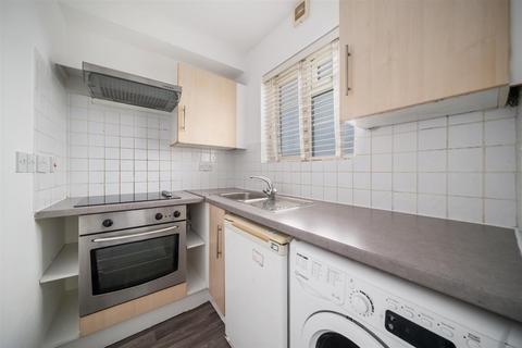 1 bedroom flat for sale, Bushey Road, Raynes Park SW20