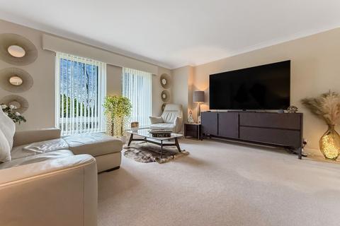 undefined, Fairfield Lodge, Bothwell, Glasgow