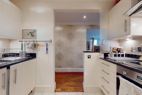 2 bedroom apartment to rent, Hayes Place, London NW1