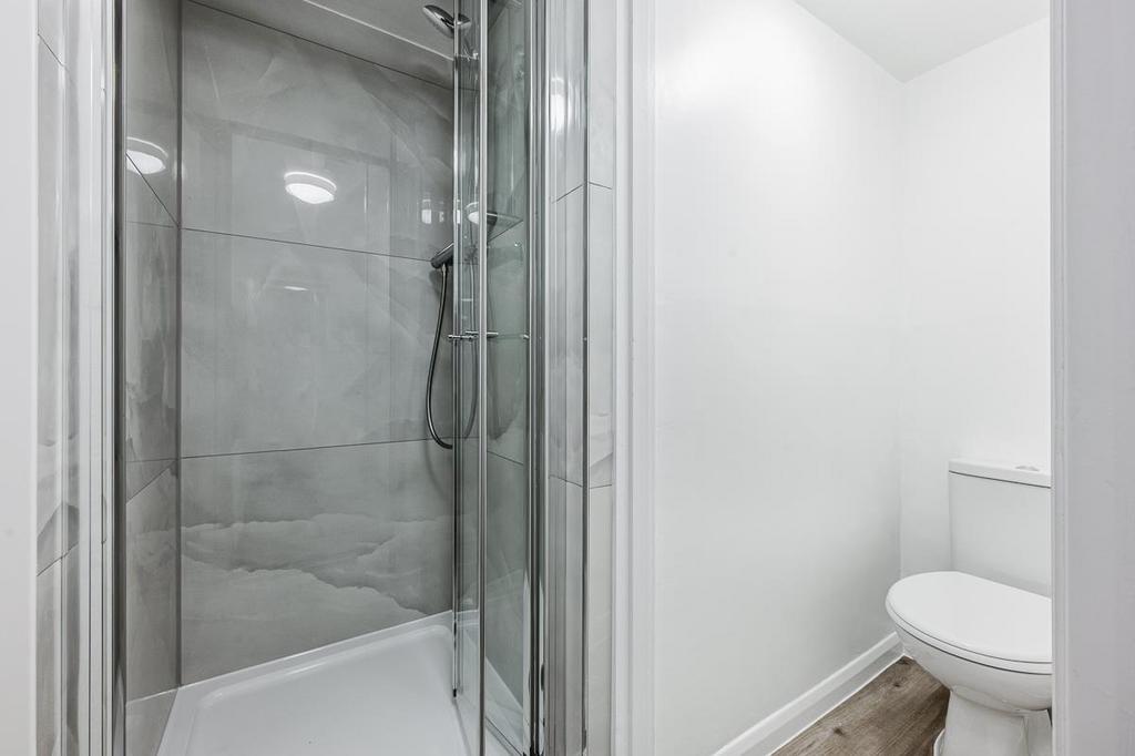 Low res TFF 138 Dalling Road (8).jpg