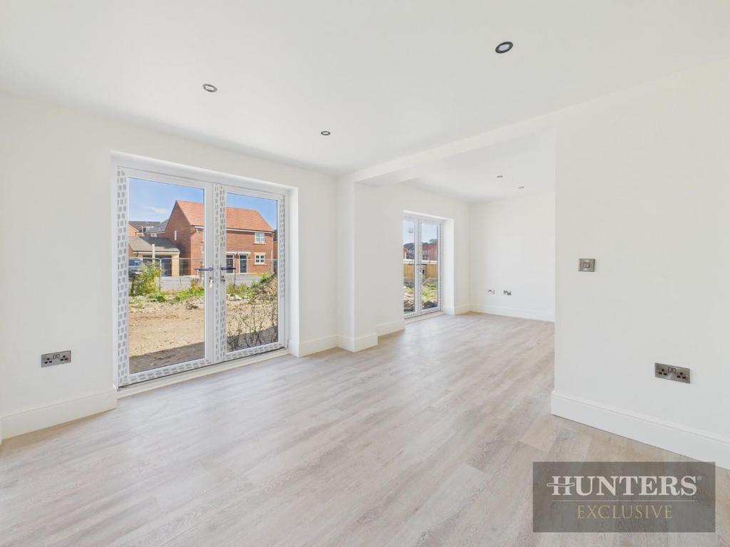 CAM05316 G0-PR0200-STILL004.jpg