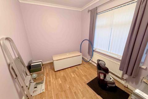 undefined, Pontlliw, SA4