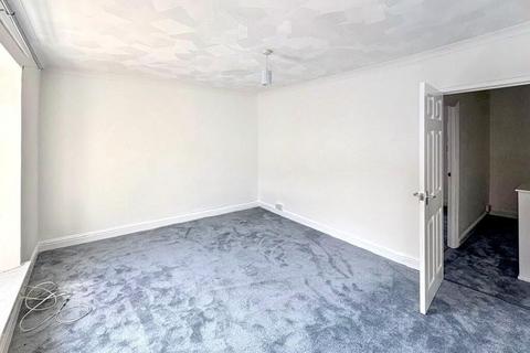3 bedroom terraced house to rent, Wyndham Street, Treherbert, Treorchy