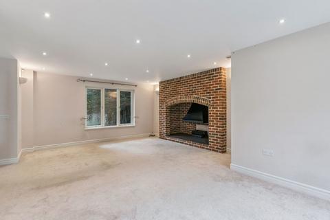 undefined, Bedford Road, Henlow SG16