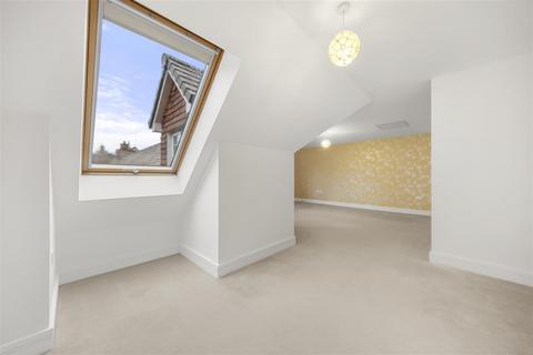 1 bedroom retirement property for sale, Crowborough Hill, Crowborough