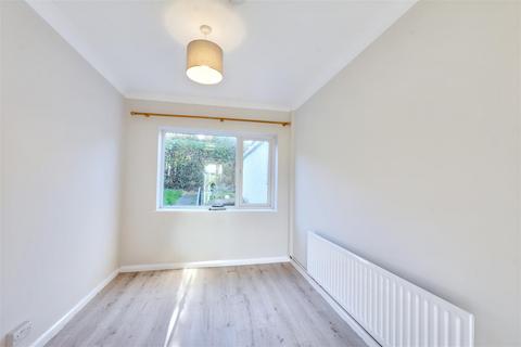 4 bedroom house for sale, Barwell Drive, Nottingham