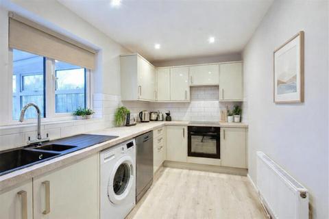 2 bedroom end of terrace house for sale, Boundary Road, Beeston