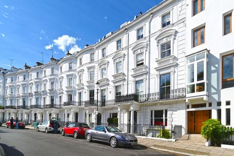 undefined, Lansdowne Crescent, W11