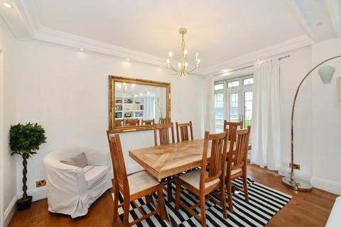 3 bedroom apartment to rent, Inverness Terrace, W2