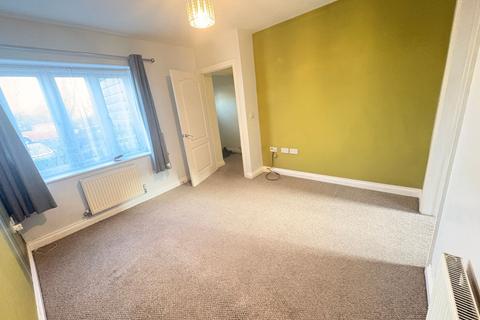 2 bedroom property to rent, Old Newton Road, Heathfield, TQ12