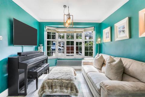 undefined, Ruden Way, Epsom KT17