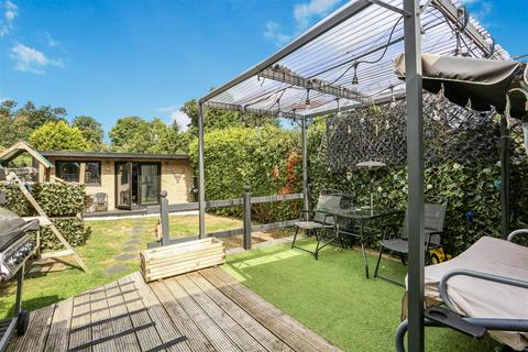 undefined, Ruden Way, Epsom KT17