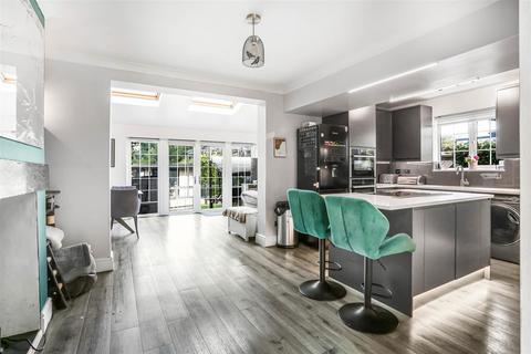 undefined, Ruden Way, Epsom KT17