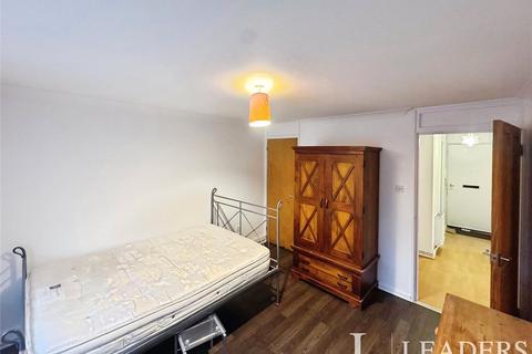 1 bedroom flat to rent, Little Cattins, Harlow, CM19