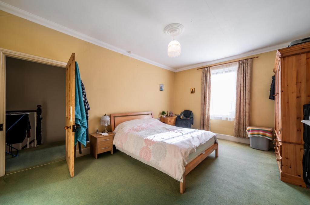 1388620 19 6939686282439