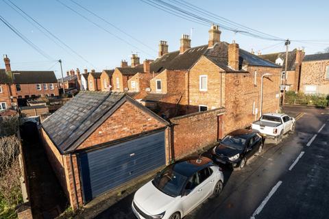 West Banks, Sleaford, Lincolnshire, NG34