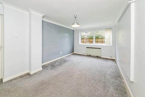 undefined, York Close, Horsham RH13