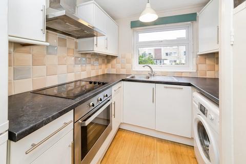undefined, York Close, Horsham RH13