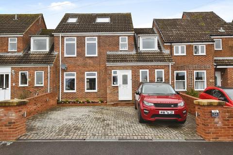 4 bedroom terraced house for sale, Saxon Leas, Winterslow       *LOFT CONVERSION*