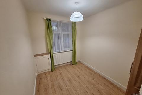 2 bedroom bungalow to rent, Norton Road, Kingsthorpe, NN2