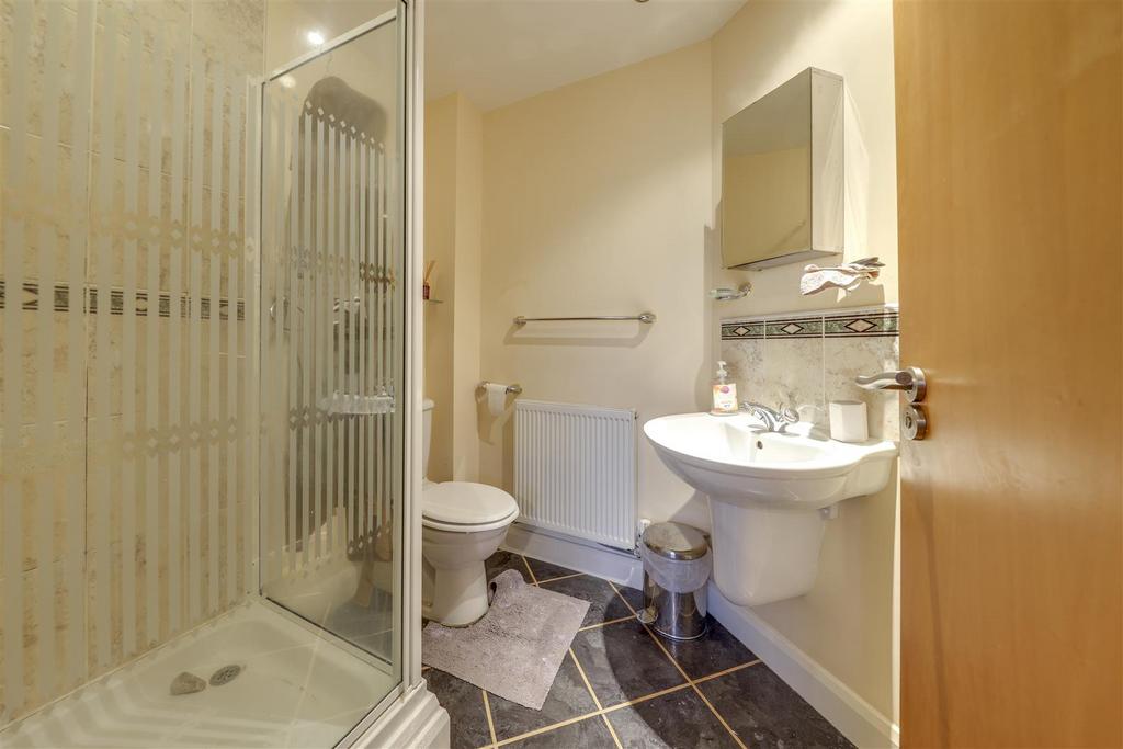 En Suite Shower Room